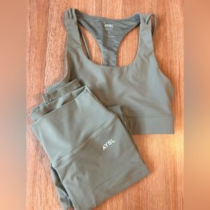 AYBL women’s activewear legging and sports bra set NEVER WORN